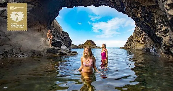 Seixal Natural Pools competing in the 7 Wonders of Portugal