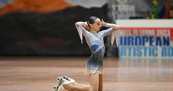 Paraguay: Madalena Costa wins world artistic skating championship