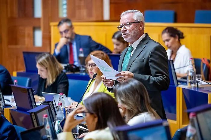 JPP aponta o dedo a Pedro Calado e fala em "governos despesistas" - JM ...